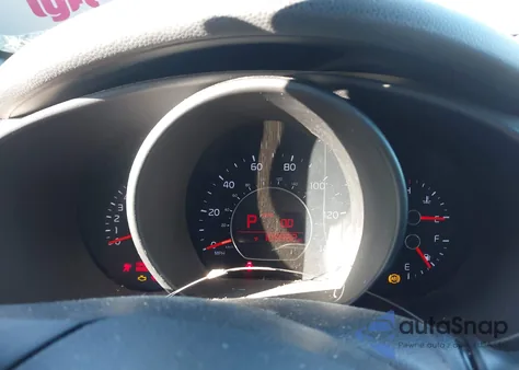 2014 Kia Soul z USA, uszkodzony, nr VIN KNDJN2A25E7023211